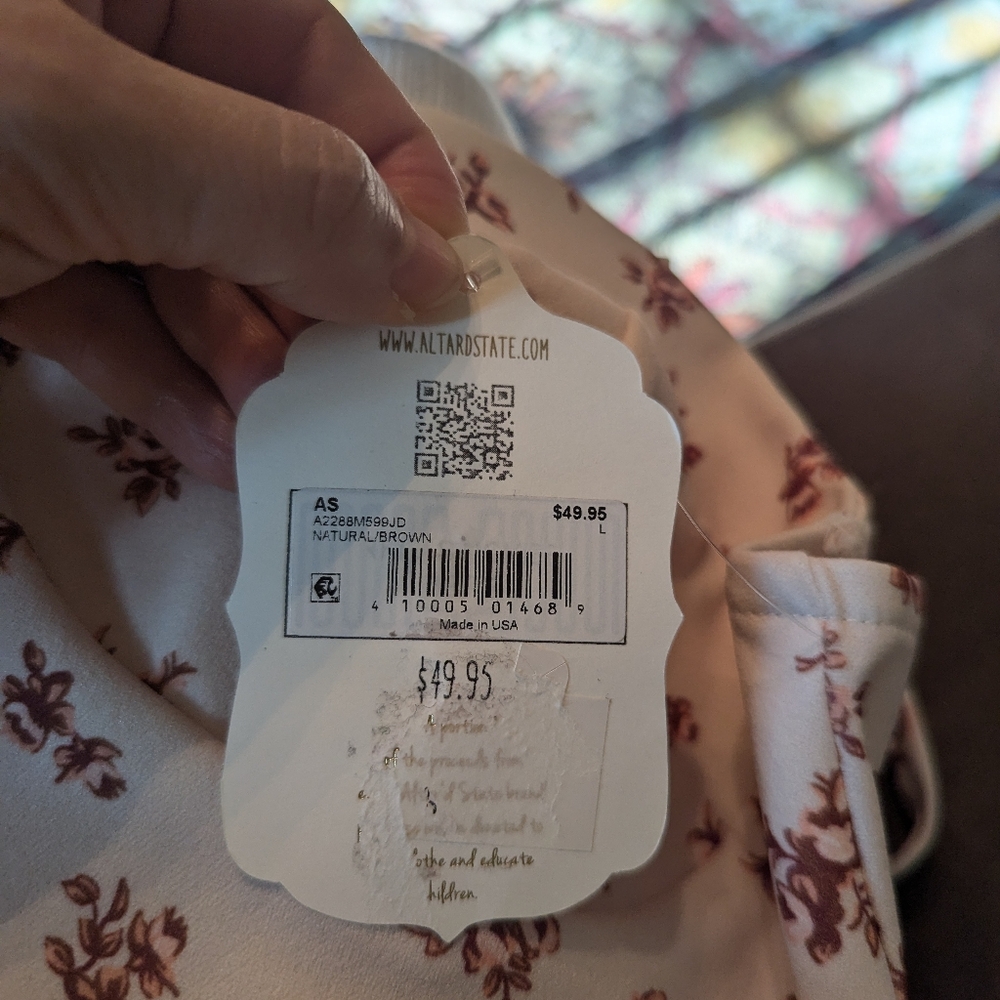 Altar'd State Floral Sleeveless Crop Top in Pink and Cream, Size Large - Picture 7 of 9